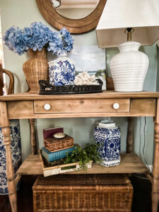 Entryway Table Decor Ideas For A Stunning First Impression - That ...