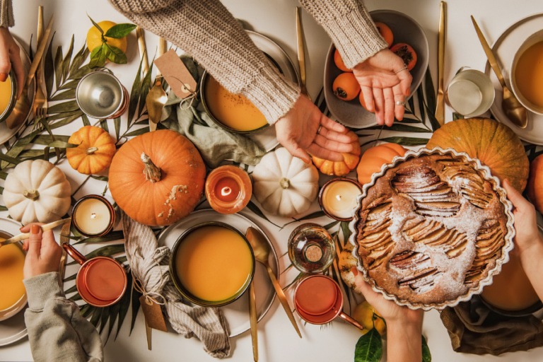 23 Genius Friendsgiving Ideas For The Party Of The Year - That Southern ...