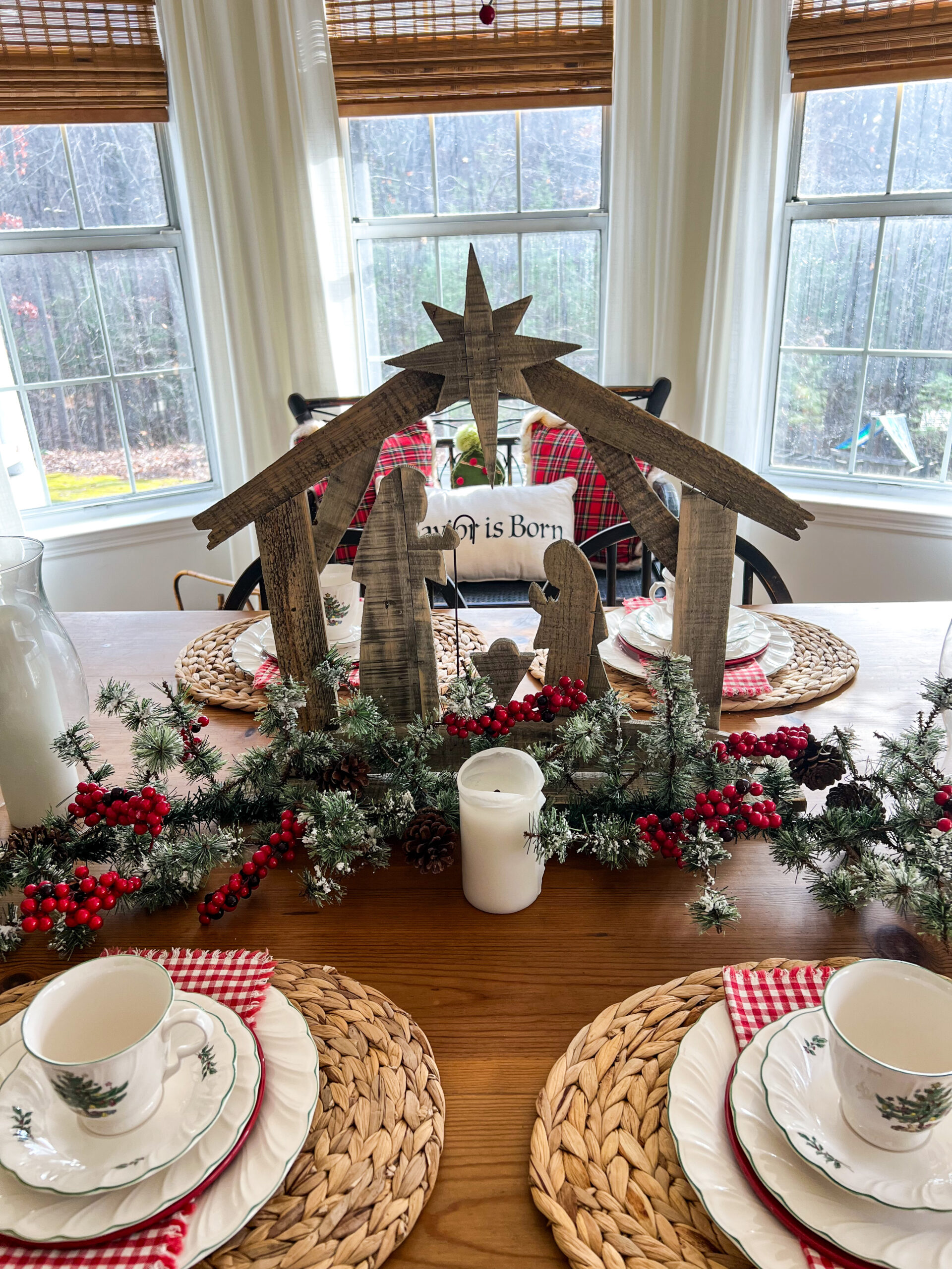 Step By Step Guide To Styling The Perfect Christmas Dining Table - That ...